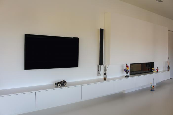 Meuble multimédia et cassette double-face